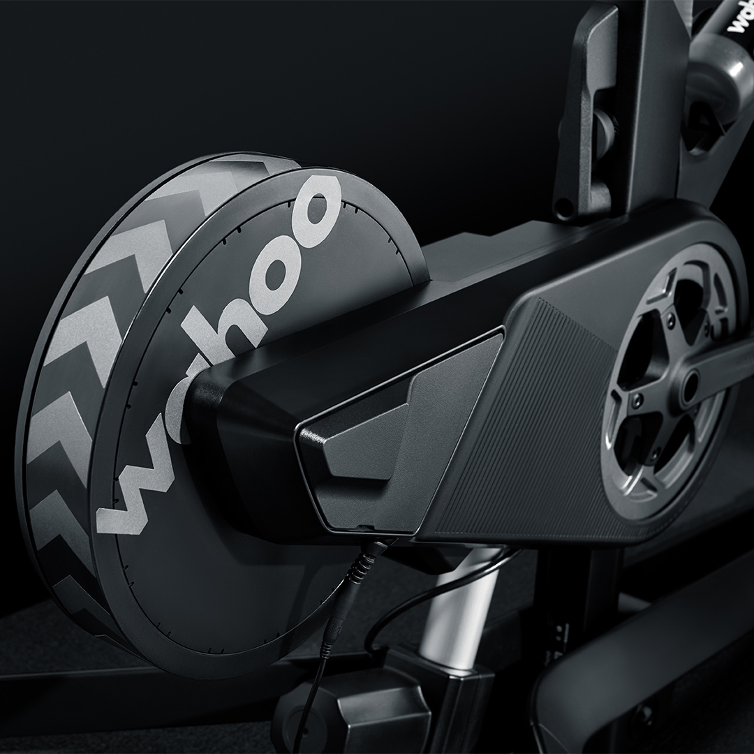 Wahoo-KICKR BIKE-Feature-01