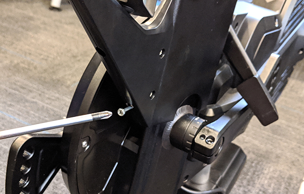 KICKR BIKE-Wahoo Support-DISASSEMBLE AND PACK KICKR BIKE-Step.9 KICKR BIKE-Wahoo Support-DISASSEMBLE AND PACK KICKR BIKE-Step.9