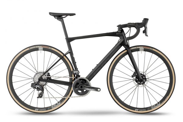 BMC-2023-Roadmachine TWO-carbon-metallic-grey-01