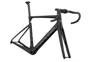 Cervelo-2023-Caledonia-5-FS-Five-Black-02