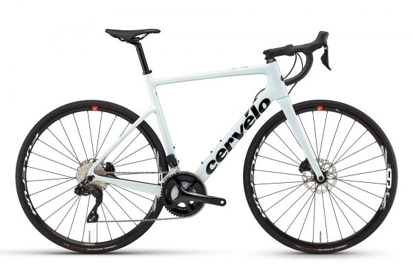 cervelo-2023-caledonia-105-di2-Glacier-01