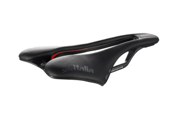 Selle-Italia-SLR-Boost-Kit-Carbonio-SuperFlow-01
