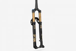 FOX-32-SC-MY25-GripSL-3Pos-Adj-Shiny-Black-02