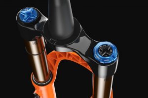FOX-36-MY25-GripX-Shiny-Orange-04
