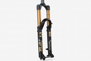 FOX-38-MY25-GripX2-Shiny-Black-02