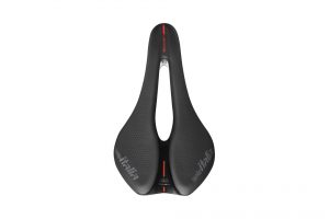 Selle-Italia-Novus-Boost-Evo-Kit-Carbonio-Superflow-02