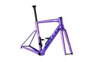 BMC-2026-Teammachine-SLR01-Frameset-VAR3-Metallic-Blue-Purple-02