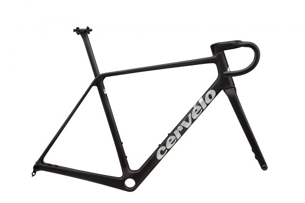 Cervelo-2026-R5-Frameset-Five-Black-Silver-01