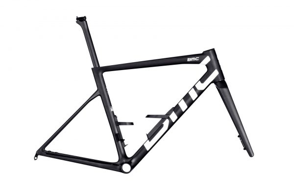 BMC-2026-Teammachine-SLR01-Frameset-VAR0-Lightweight Carbon-01