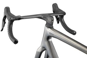 BMC-2027-Teammachine-SLR01-Frameset-VAR3-Silver Carbon-Carbon-08