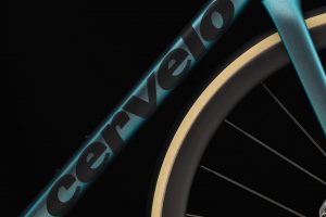 Cervelo-2027-R5-Frameset-Arctic-Circle-02